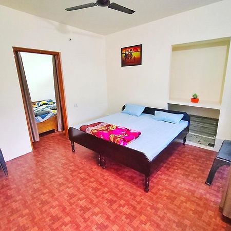 Alaknanda Homestay Karnaprayāg Rom bilde